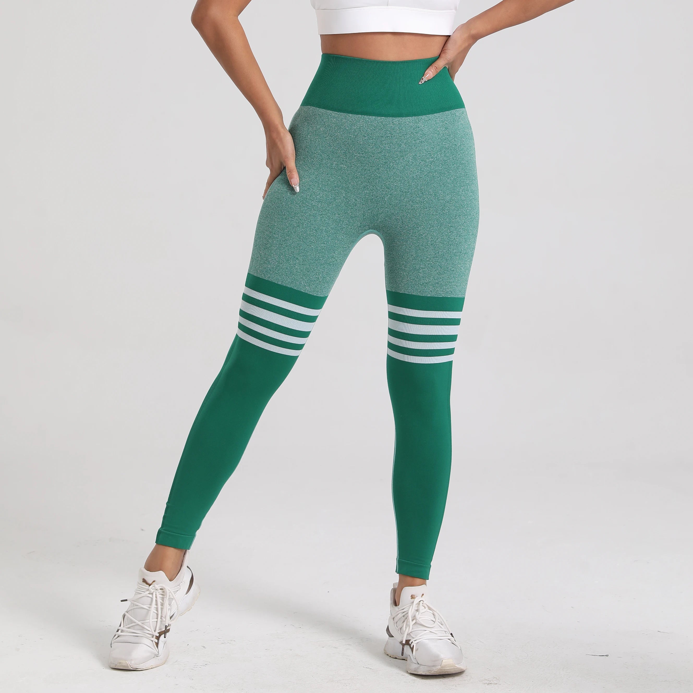 Women V Back Scrunch Leggings